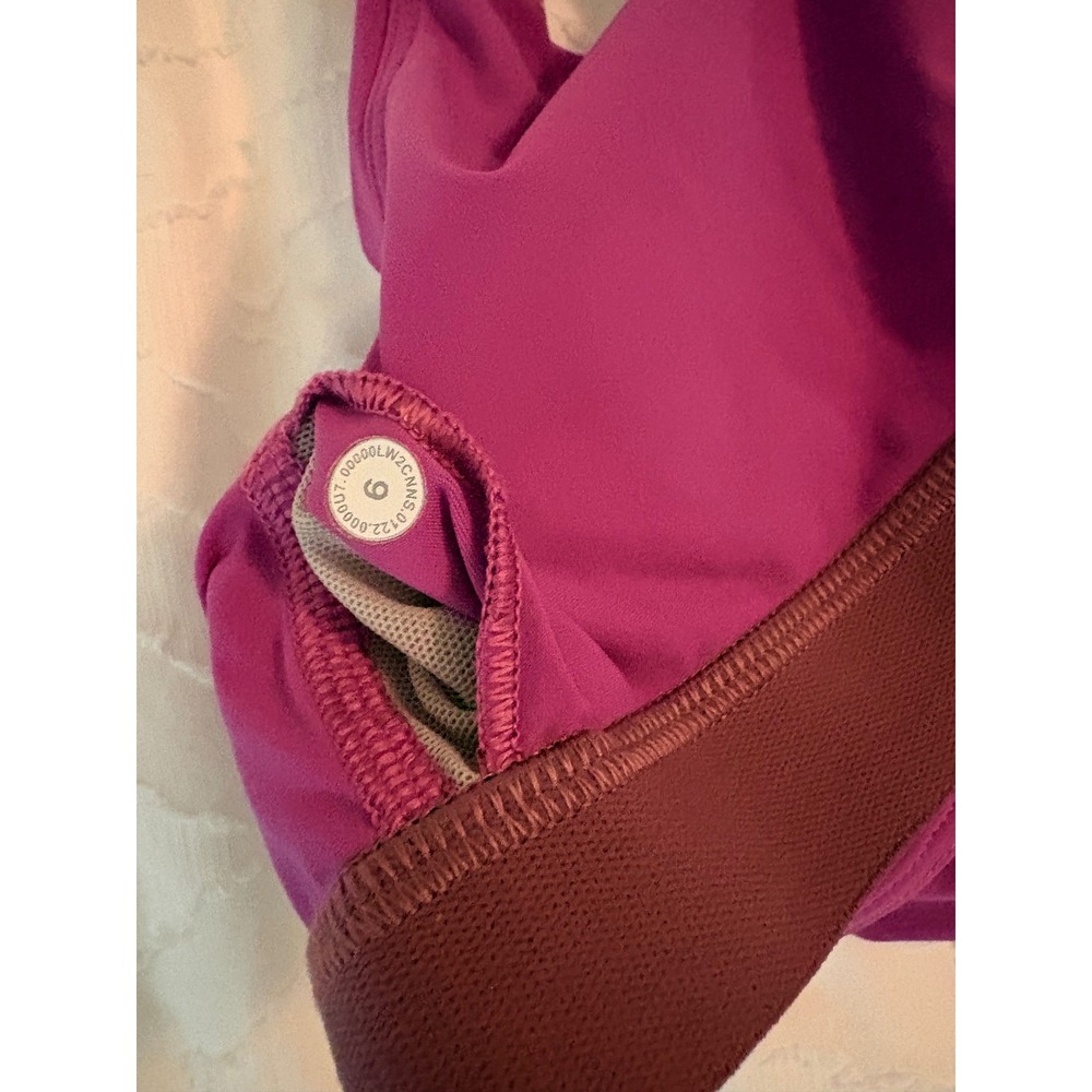 Lululemon Stash It Bra *Medium Support, B/C Cup
Vivid Plum - Picture 5 of 8